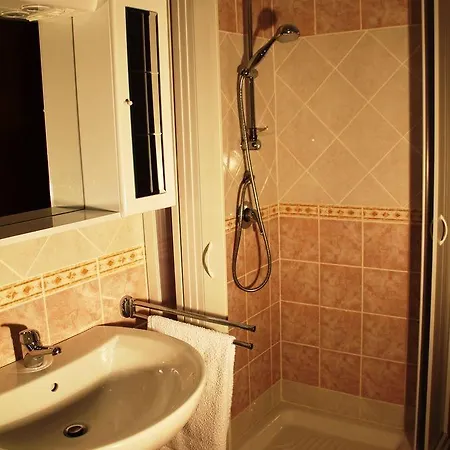Cau - Viale Europa Apartment *
