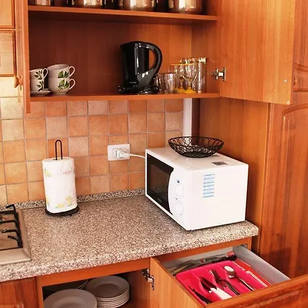 Cau - Viale Europa Apartmán *